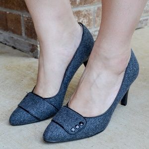 Kelly & Katie Lauren Heels